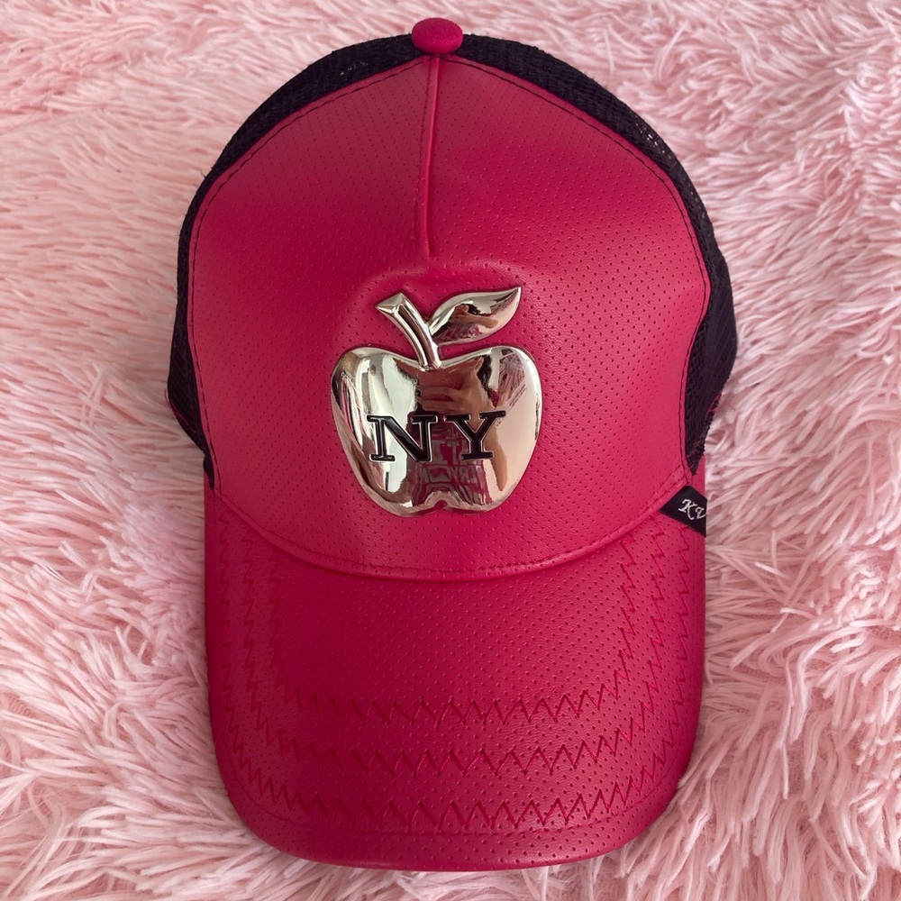 Trashy y2k NY trucker hat